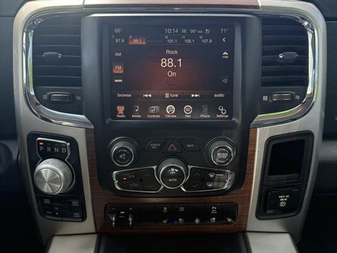 Used 2015 RAM 1500 Laramie w/ Convenience Group AWD/4WD image 19