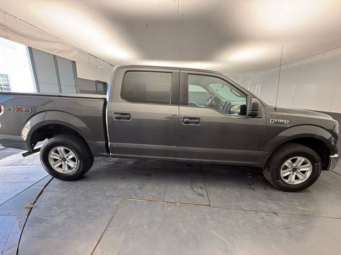 Used 2017 Ford F150 XLT image 13