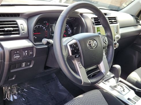 Certified 2023 Toyota 4Runner SR5 AWD/4WD image 11