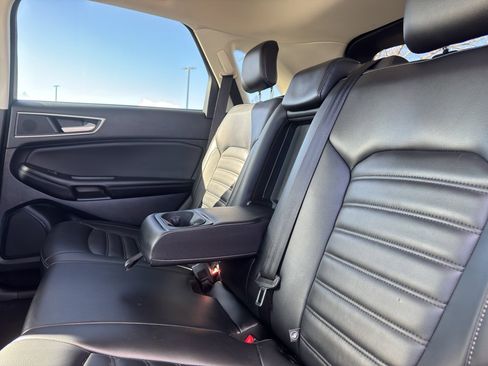 Used 2023 Ford Edge SEL image 8