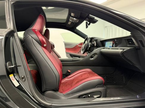 Used 2018 Lexus LC 500 Coupe w/ Sport Package RWD image 31