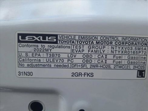 Used 2022 Lexus IS 350 F Sport w/ Dynamic Handling Package image 21