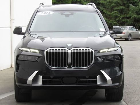 Used 2026 BMW X7 xDrive40i AWD/4WD image 3