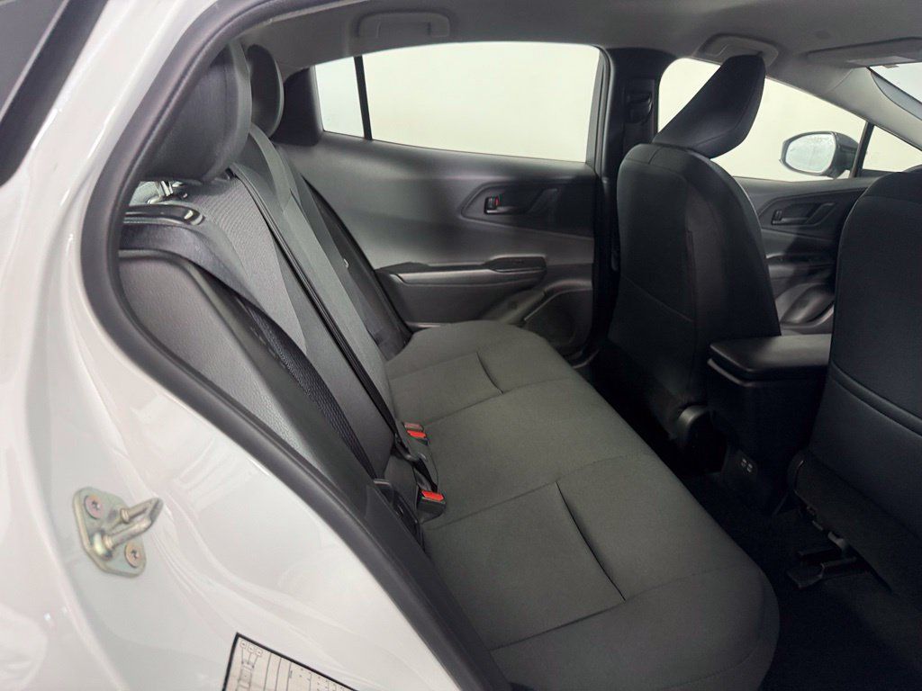 Used 2025 Toyota Prius LE FWD image 14