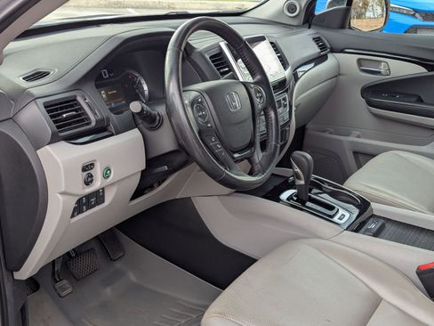 Used 2019 Honda Ridgeline RTL-E image 12