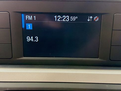 Used 2022 Ford Escape S image 15