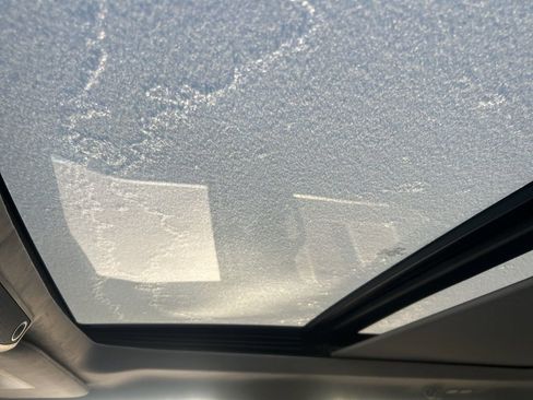 Used 2022 Ford F350 Limited image 30