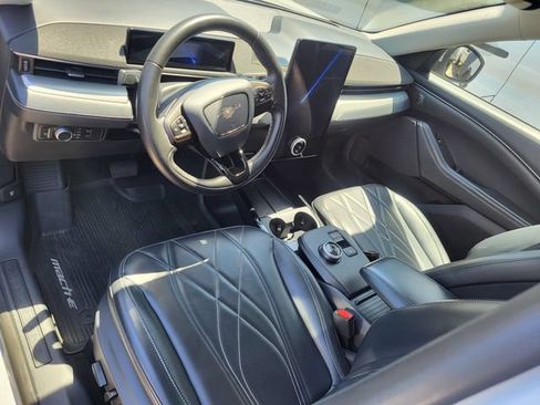 Used 2021 Ford Mustang Mach-E Select RWD image 23