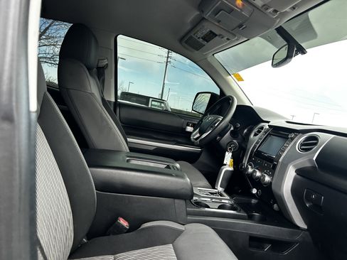 Used 2014 Toyota Tundra SR5 w/ SR5 Upgrade Package image 12