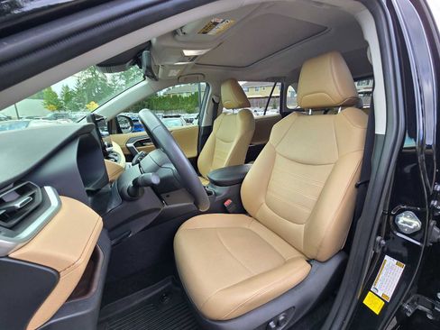 Used 2024 Toyota RAV4 Limited w/ Advanced Technology Package AWD/4WD image 21