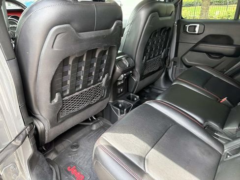 Used 2021 Jeep Gladiator Rubicon w/ LED Lighting Group AWD/4WD image 16