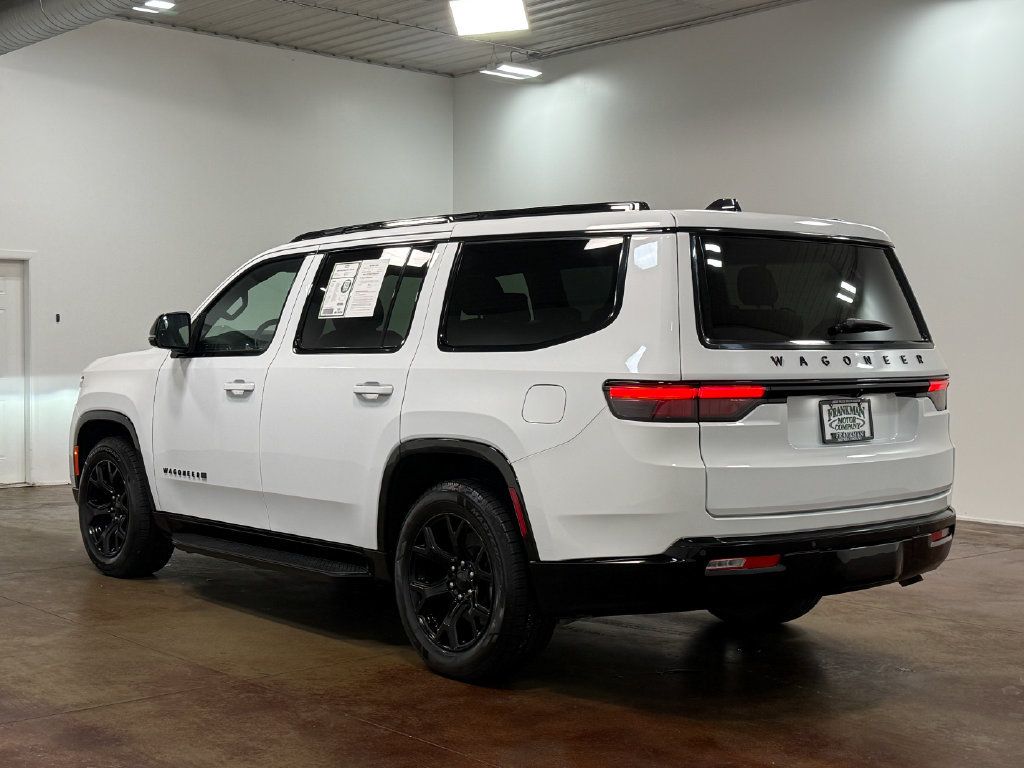 Used 2024 Jeep Wagoneer Series II AWD/4WD image 26
