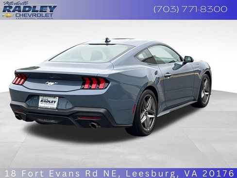 Used 2026 Ford Mustang Coupe RWD image 6
