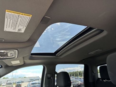 Used 2024 Chevrolet Silverado 3500 LT w/ Convenience Package AWD/4WD image 33