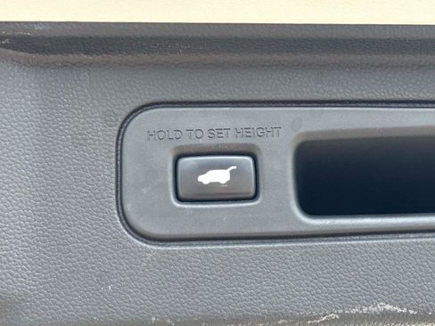 Certified 2024 Honda Pilot EX-L image 13
