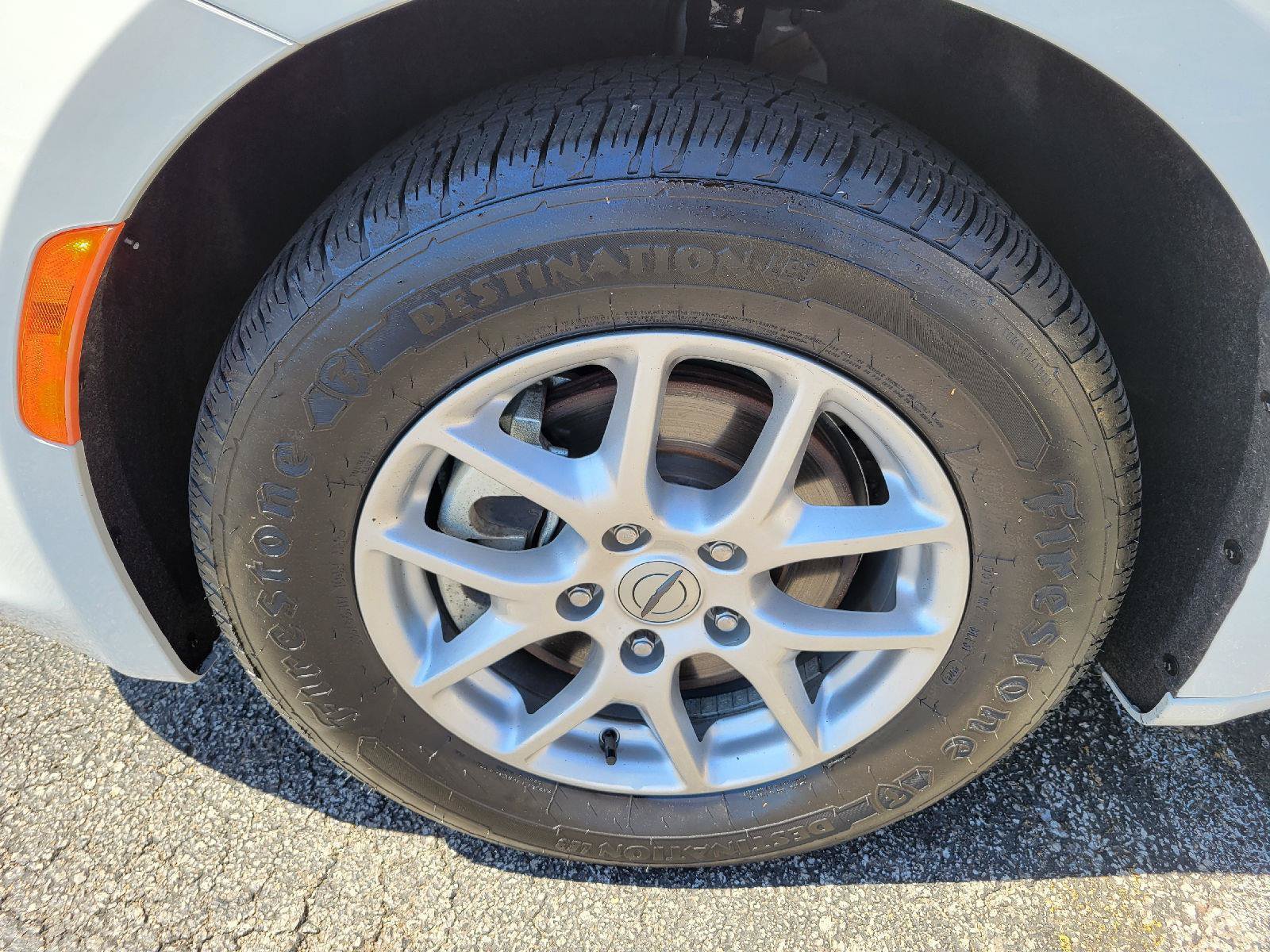 Used 2024 Chrysler Voyager LX FWD image 14