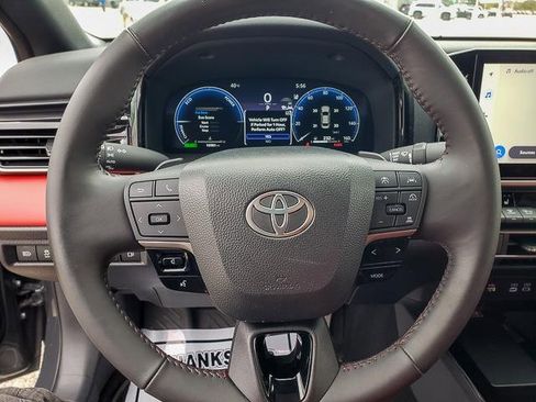 Used 2025 Toyota Camry XSE image 18