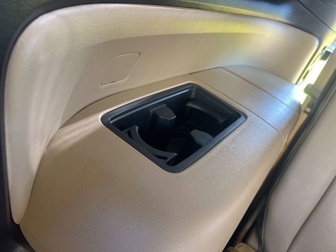 Used 2014 Toyota Sequoia Platinum image 28