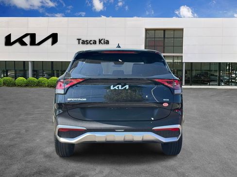Used 2023 Kia Sportage LX AWD/4WD image 5