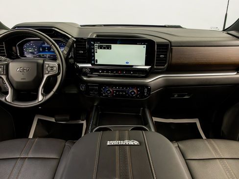 Used 2024 Chevrolet Silverado 2500 High Country w/ Midnight Edition AWD/4WD image 40