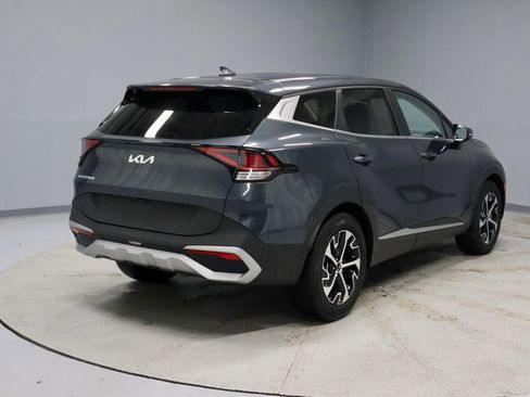 Used 2023 Kia Sportage EX image 12