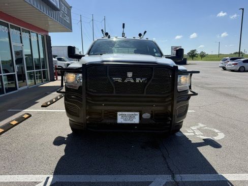 Used 2022 RAM 3500 Tradesman AWD/4WD image 11