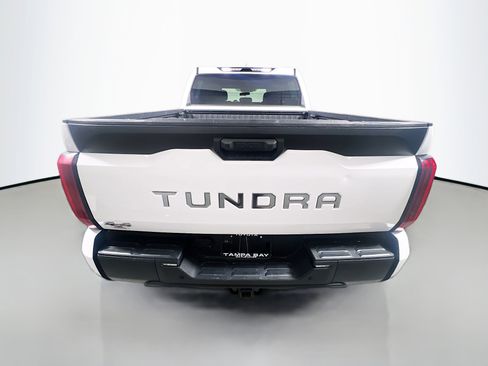 Used 2025 Toyota Tundra SR5 w/ SR5 Convenience Package AWD/4WD image 6