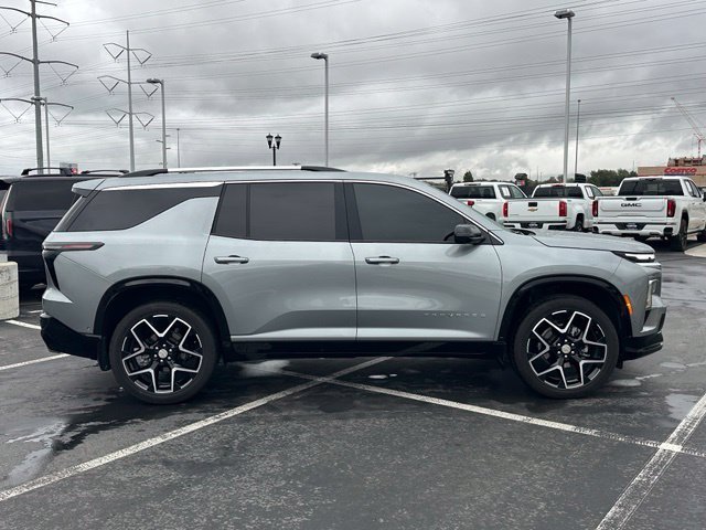 Certified 2026 Chevrolet Traverse High Country AWD/4WD image 8