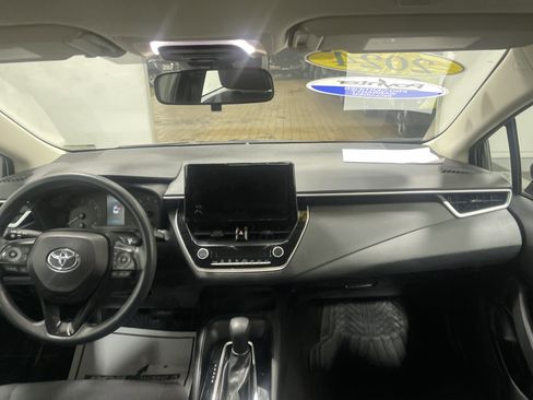 Used 2024 Toyota Corolla LE image 22