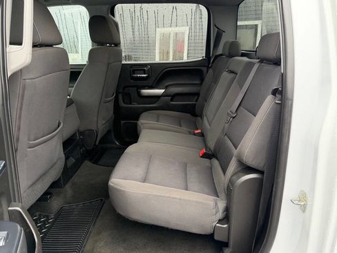Used 2018 Chevrolet Silverado 2500 LT AWD/4WD image 32