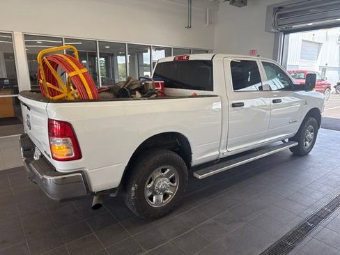 Used 2019 RAM 2500 Tradesman w/ Chrome Appearance Group AWD/4WD image 3