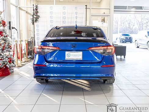 Used 2022 Honda Civic Touring image 13