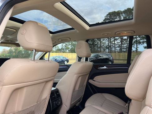 Used 2018 Mercedes-Benz GLS 450 4MATIC image 10