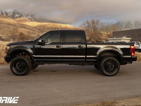 Used 2022 Ford F350 Lariat w/ Tremor Off-Road Package image 7