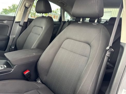 Used 2025 Honda Civic LX image 27