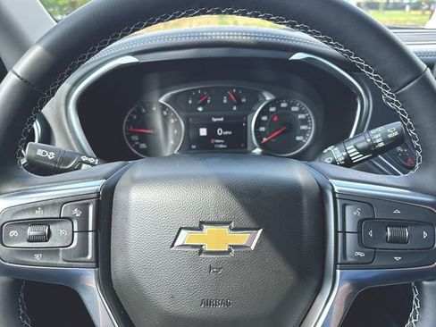 Used 2025 Chevrolet Blazer LT w/ Sound & Technology Package AWD/4WD image 11