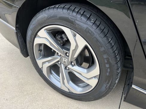 Used 2018 Honda Accord EX-L image 42