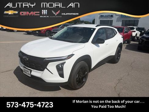 New 2026 Chevrolet Trax LT w/ Driver Confidence Package FWD image 1