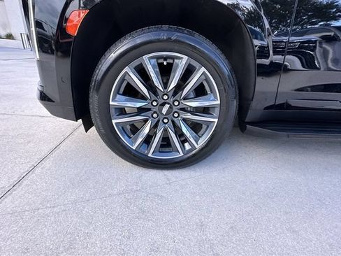 Certified 2022 Cadillac Escalade Sport RWD image 18