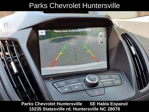 Used 2017 Ford Escape SE w/ Equipment Group 201A FWD image 5