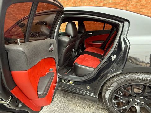 Used 2018 Dodge Charger R/T Scat Pack w/ Dynamics Package image 25