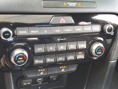 Used 2022 Kia Sportage Nightfall Edition w/ Nighfall AWD Premium Package image 18