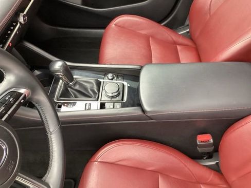 Used 2024 MAZDA MAZDA3 s image 30