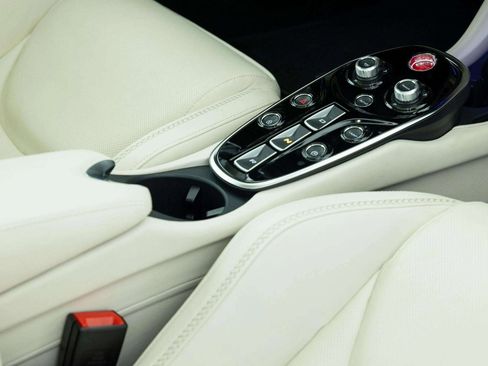 Used 2023 McLaren GT image 26