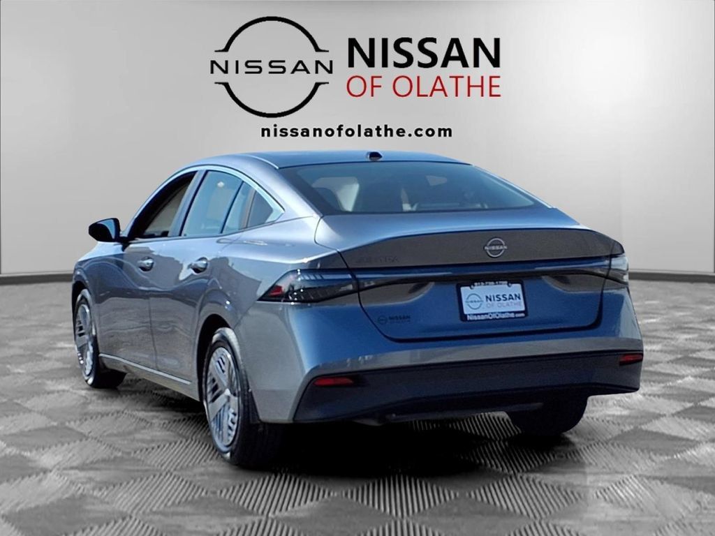Used 2026 Nissan Sentra SV w/ Floor Mat Package FWD image 5