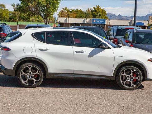 Used 2024 Alfa Romeo Tonale Veloce image 4