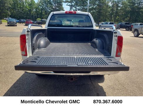 Used 2005 Dodge Ram 1500 Truck ST w/ SXT Value Group RWD image 5