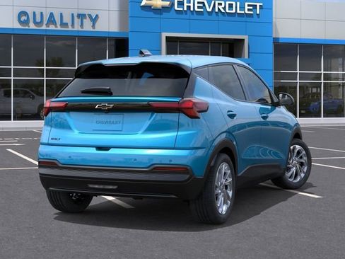 New 2027 Chevrolet Bolt LT w/ Comfort Package FWD image 4