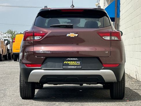 Used 2023 Chevrolet TrailBlazer LT w/ Convenience Package image 5