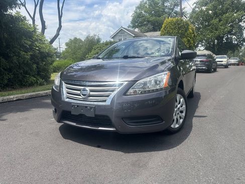 Used 2014 Nissan Sentra SV FWD image 2